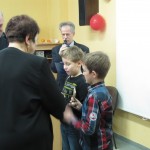 Nagrody odbierają zwycięzcy kl. 0 - III